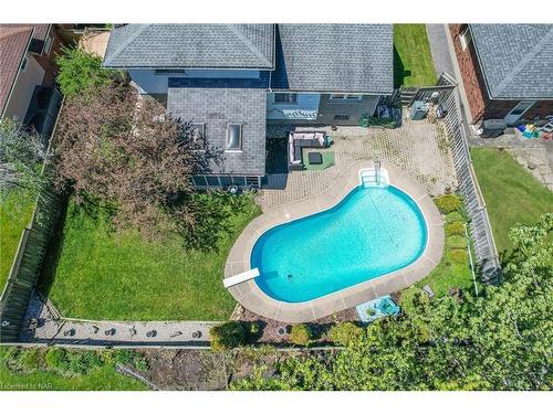 18 Madison Street, Fort Erie, ON - Outdoor With In Ground Pool