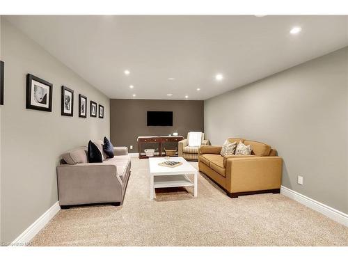 29 Melrose Drive, Niagara-On-The-Lake, ON - Indoor Photo Showing Other Room