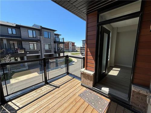 129-590 North Service Road, Stoney Creek, ON - Outdoor With Balcony With Exterior