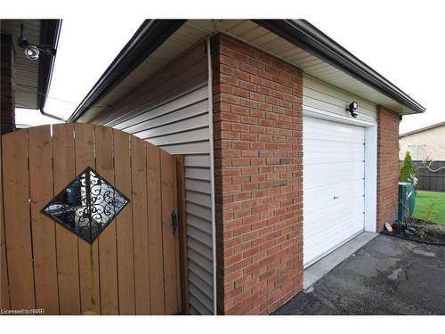 516 Sutherland Avenue, Welland, ON - Outdoor With Exterior