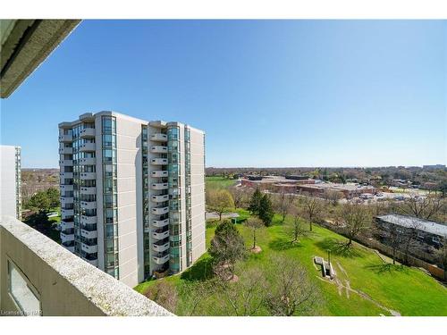 905-5070 Pinedale Avenue, Burlington, ON - Outdoor With View