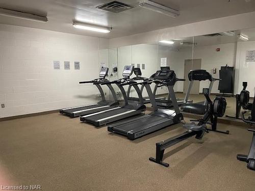 905-5070 Pinedale Avenue, Burlington, ON - Indoor Photo Showing Gym Room