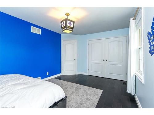 11553 3 Highway, Wainfleet, ON - Indoor Photo Showing Bedroom