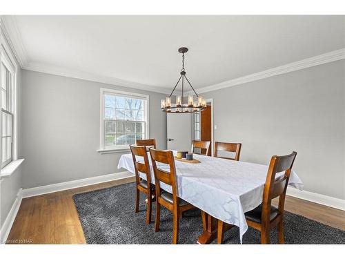 96 Laughlin Avenue, Welland, ON - Indoor Photo Showing Dining Room