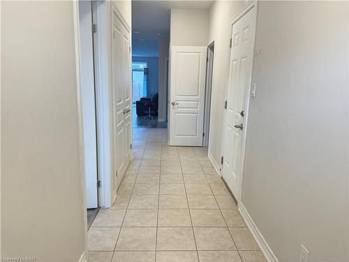 24 Ellis Avenue, St. Catharines, ON - Indoor Photo Showing Other Room