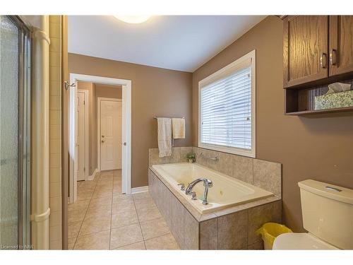 11 Corbin Street, St. Catharines, ON - Indoor Photo Showing Bathroom