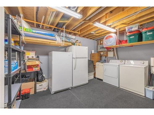 11 Corbin Street, St. Catharines, ON - Indoor Photo Showing Laundry Room