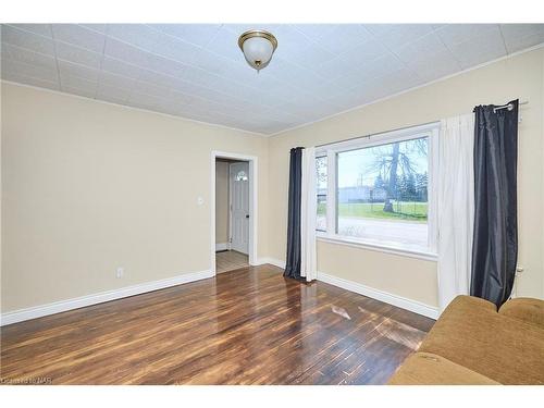 47 Concession Road, Fort Erie, ON - Indoor Photo Showing Other Room