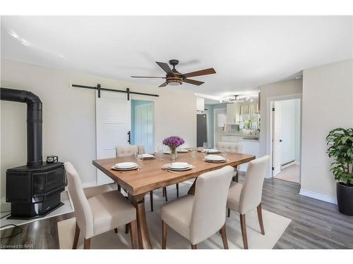 11110 Desiree Street, Wainfleet, ON - Indoor Photo Showing Dining Room