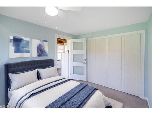 11110 Desiree Street, Wainfleet, ON - Indoor Photo Showing Bedroom