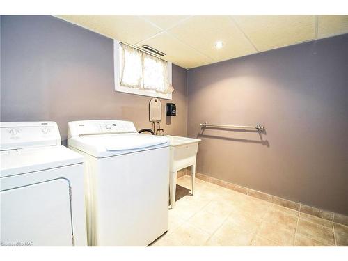 64 White Avenue, Welland, ON - Indoor Photo Showing Laundry Room