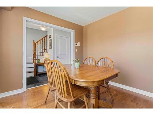 74 Chicory Crescent, St. Catharines, ON - Indoor Photo Showing Dining Room