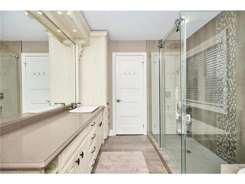 2974 Bethune Avenue, Ridgeway, ON - Indoor Photo Showing Bathroom