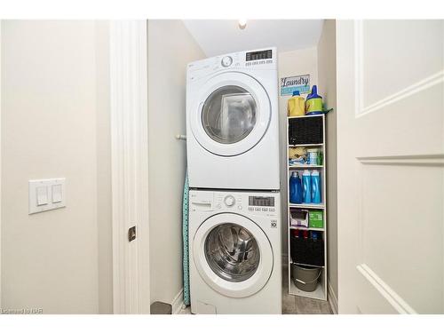 2974 Bethune Avenue, Ridgeway, ON - Indoor Photo Showing Laundry Room
