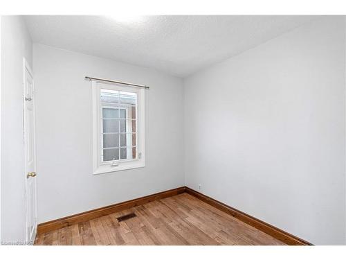 29 Margery Avenue, St. Catharines, ON - Indoor Photo Showing Other Room