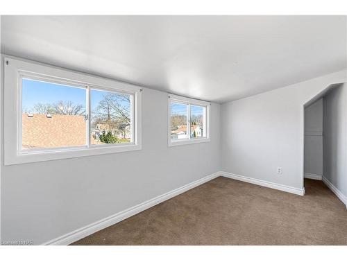 29 Margery Avenue, St. Catharines, ON - Indoor Photo Showing Other Room