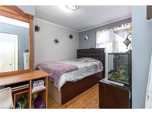 3471 Elm Street, Port Colborne, ON - Indoor Photo Showing Bedroom