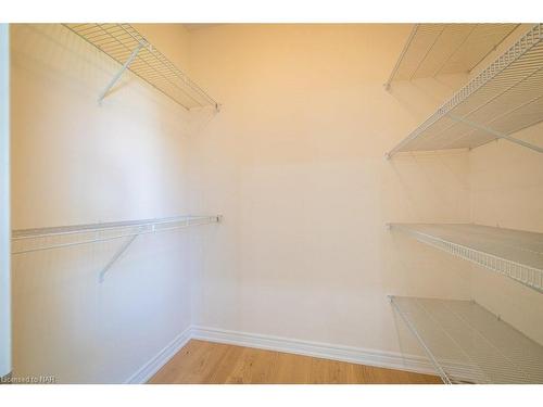 17 Glenbarr Road, St. Catharines, ON - Indoor With Storage