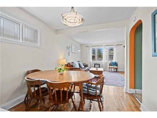 19 Columbia Street, St. Catharines, ON - Indoor Photo Showing Dining Room