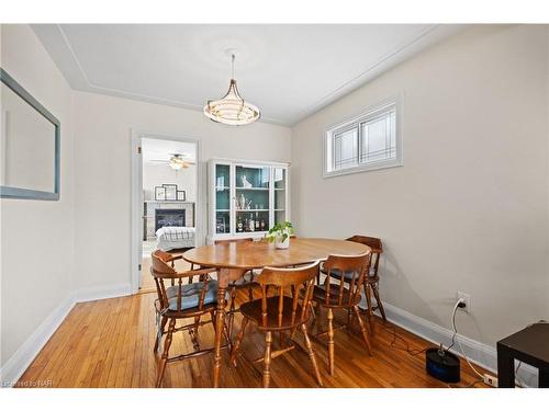 19 Columbia Street, St. Catharines, ON - Indoor Photo Showing Dining Room