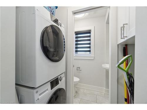 52 Ghent Street, St. Catharines, ON - Indoor Photo Showing Laundry Room