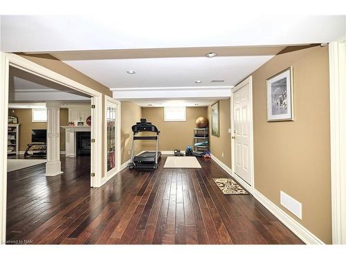 22 Beechwood Crescent, Fonthill, ON - Indoor Photo Showing Gym Room