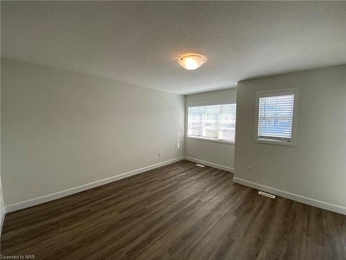 14 Cyclone Way, Crystal Beach, ON - Indoor Photo Showing Other Room