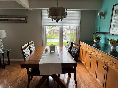 25 Royal Road, Port Colborne, ON - Indoor Photo Showing Dining Room