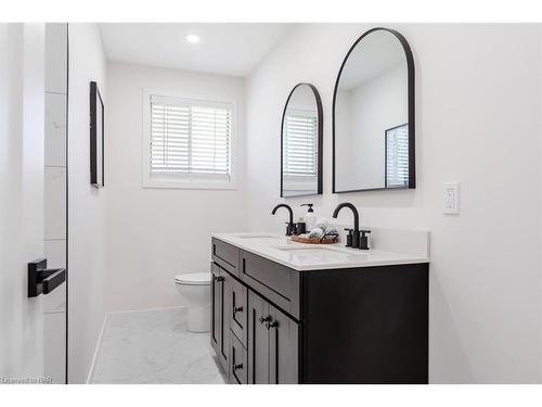 56 Canby Street, Thorold, ON - Indoor Photo Showing Bathroom