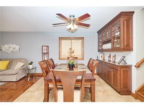 7 Huntington Lane, St. Catharines, ON - Indoor Photo Showing Dining Room