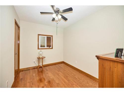 7 Huntington Lane, St. Catharines, ON - Indoor Photo Showing Other Room