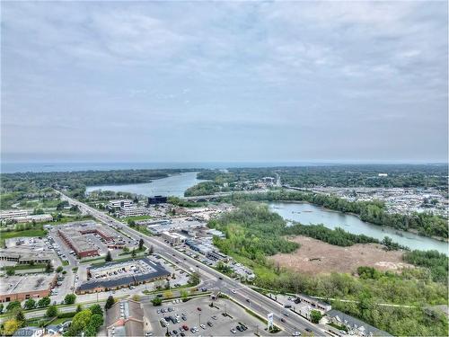 7 Huntington Lane, St. Catharines, ON - Outdoor With View