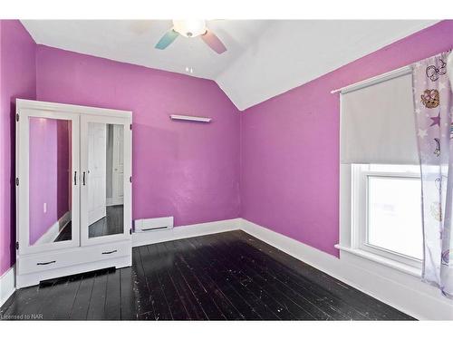 Front-264 Phipps Street, Fort Erie, ON - Indoor Photo Showing Other Room