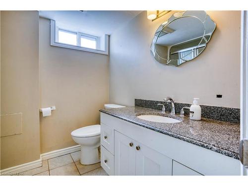 20 Frederick Street, St. Catharines, ON - Indoor Photo Showing Bathroom