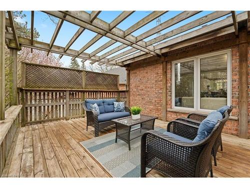 6839 Imperial Court, Niagara Falls, ON - Outdoor With Deck Patio Veranda With Exterior