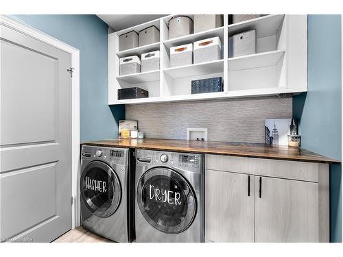 4026 Village Creek Drive, Stevensville, ON - Indoor Photo Showing Laundry Room