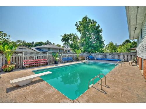 15 Highcourt Crescent, St. Catharines, ON - Outdoor With In Ground Pool With Deck Patio Veranda