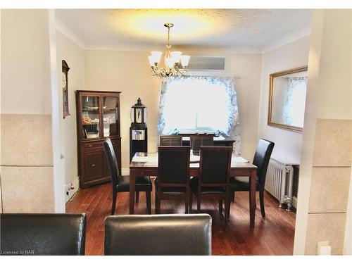 12 West Street S, Thorold, ON - Indoor Photo Showing Dining Room