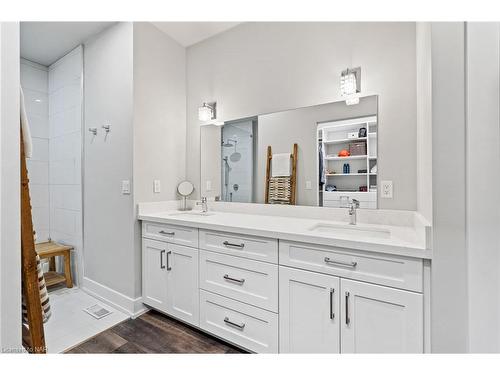 11346 Fowler Road, Wainfleet, ON - Indoor Photo Showing Bathroom