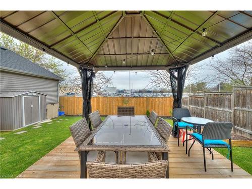 68 Chicory Crescent, St. Catharines, ON - Outdoor With Deck Patio Veranda With Exterior