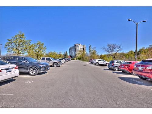 1204-15 Towering Heights Boulevard, St. Catharines, ON - Outdoor