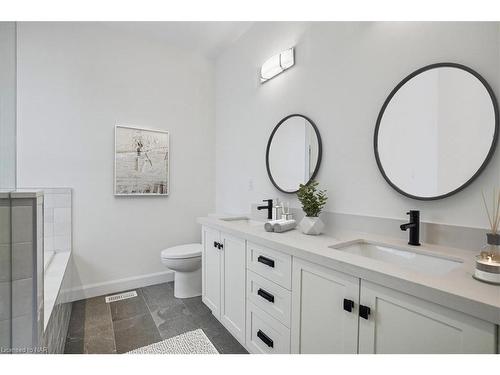 46 Beachwalk Crescent, Crystal Beach, ON - Indoor Photo Showing Bathroom