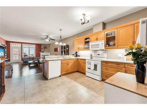 26 Emerald Common, St. Catharines, ON - Indoor Photo Showing Kitchen