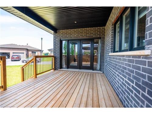 148 Susan Drive, Fonthill, ON - Outdoor With Deck Patio Veranda With Exterior