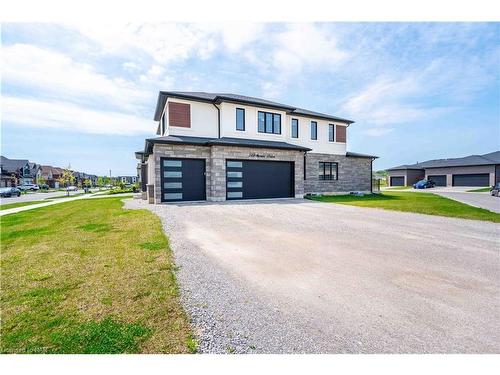 148 Susan Drive, Fonthill, ON - Outdoor With Facade