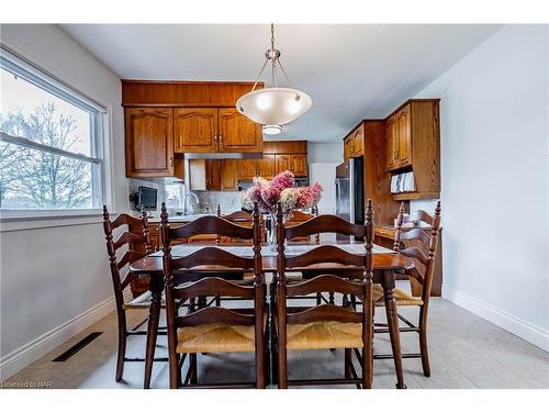 3 Munro Street, Thorold, ON - Indoor Photo Showing Dining Room