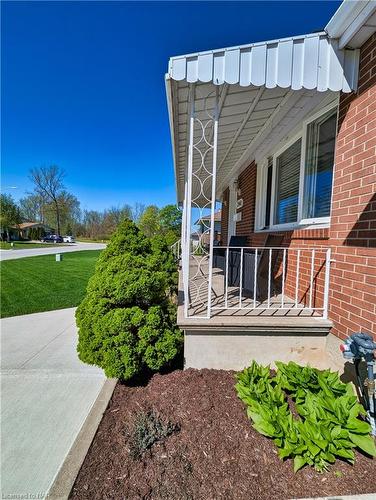 3560 Rapids View Drive, Niagara Falls, ON - Outdoor