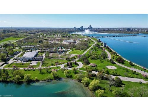 3560 Rapids View Drive, Niagara Falls, ON - Outdoor With Body Of Water With View