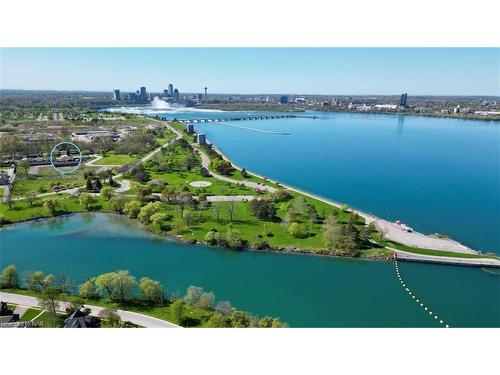 3560 Rapids View Drive, Niagara Falls, ON - Outdoor With Body Of Water With View