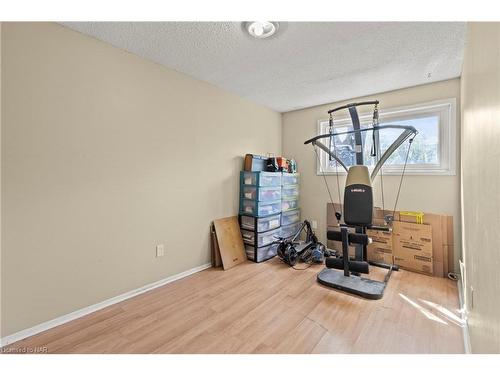 14 Grenville Crescent, Thorold, ON - Indoor Photo Showing Other Room